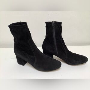 Valentino Garavani Valentino Ankle Boots Booties Suede Boot Sock Bootie